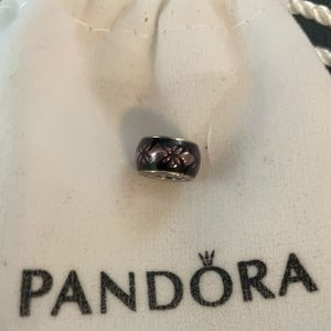 Pandora glass spacer